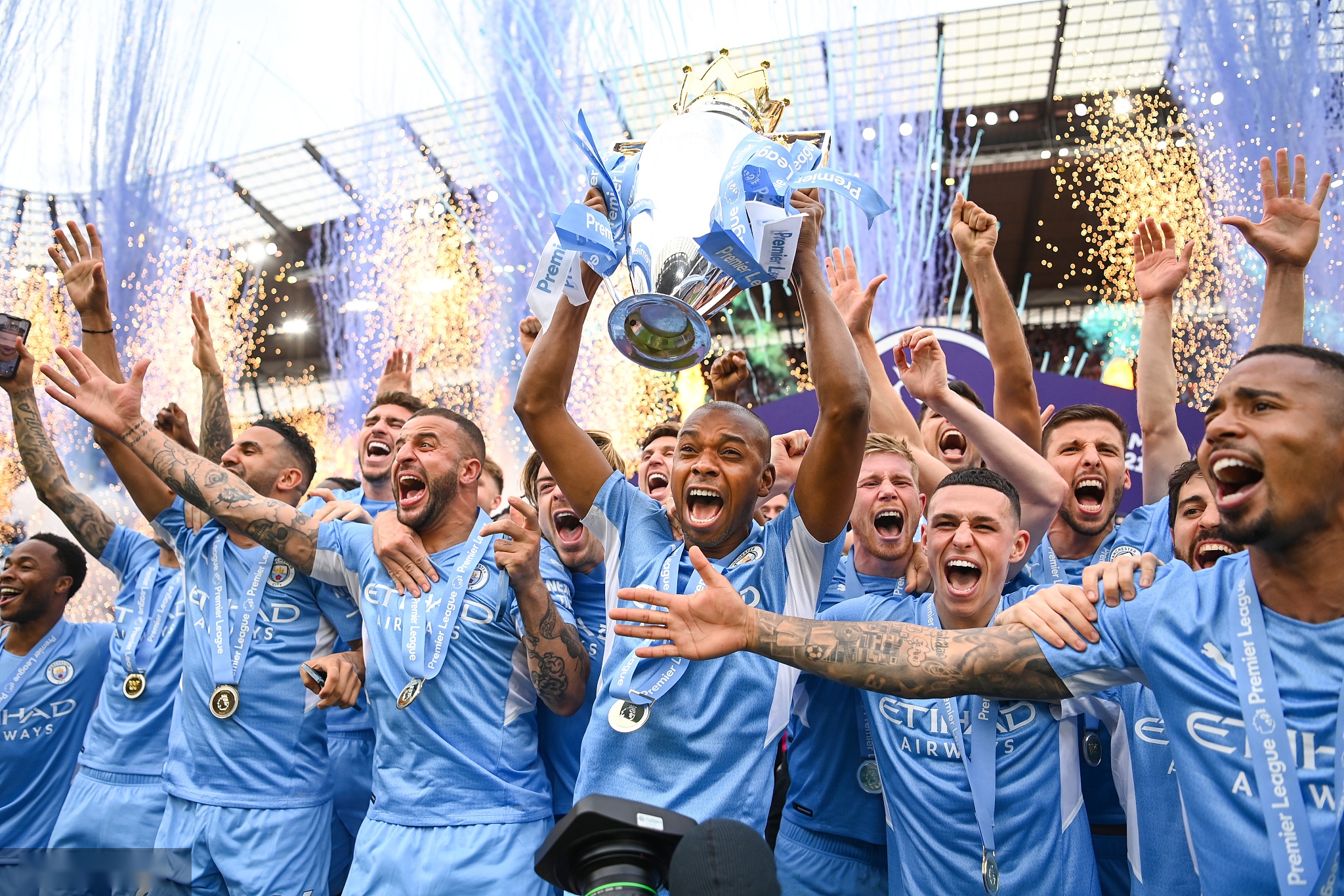 直备受关注 直备受关注